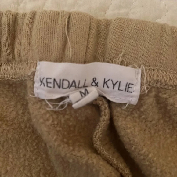Kendall and Kylie tan sweatpants medium - Picture 6 of 8